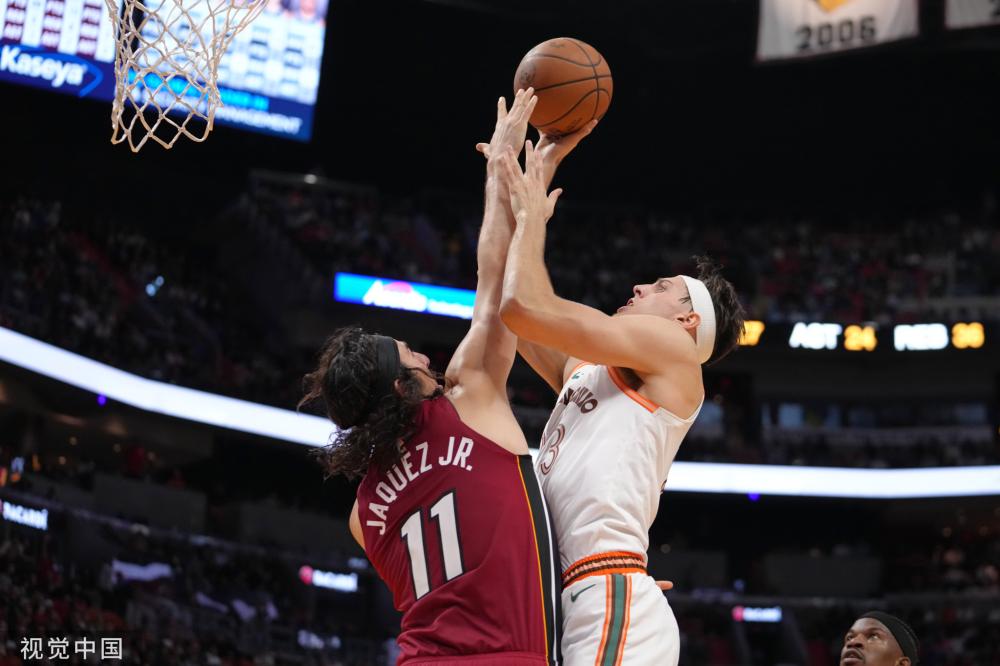 在现代足球 在现代足球